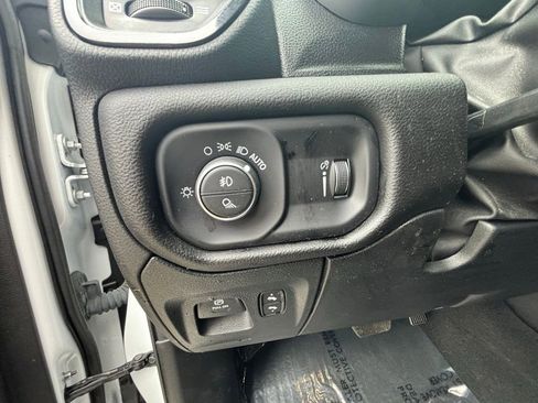 Used 2023 RAM 1500 Big Horn image 14