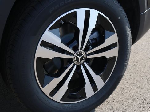 New 2026 Mercedes-Benz GLB 250 4MATIC image 50