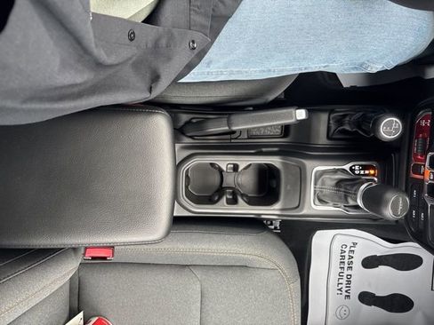 New 2026 Jeep Gladiator Sport image 13