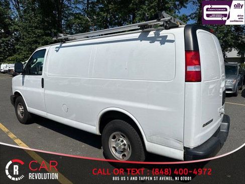 Used 2020 Chevrolet Express 2500 image 4