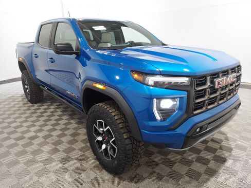 Used 2023 GMC Canyon AT4X AWD/4WD image 4