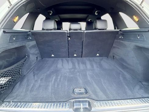 Used 2020 Mercedes-Benz GLC 300 4MATIC image 11