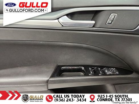 Used 2014 Ford Fusion SE image 17