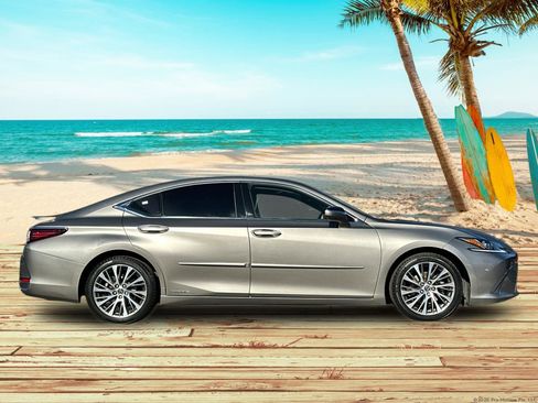 Used 2019 Lexus ES 300h image 6