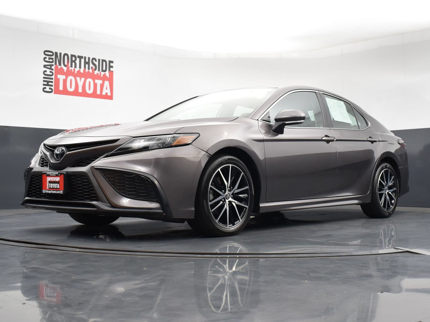 Used 2023 Toyota Camry SE AWD/4WD image 30