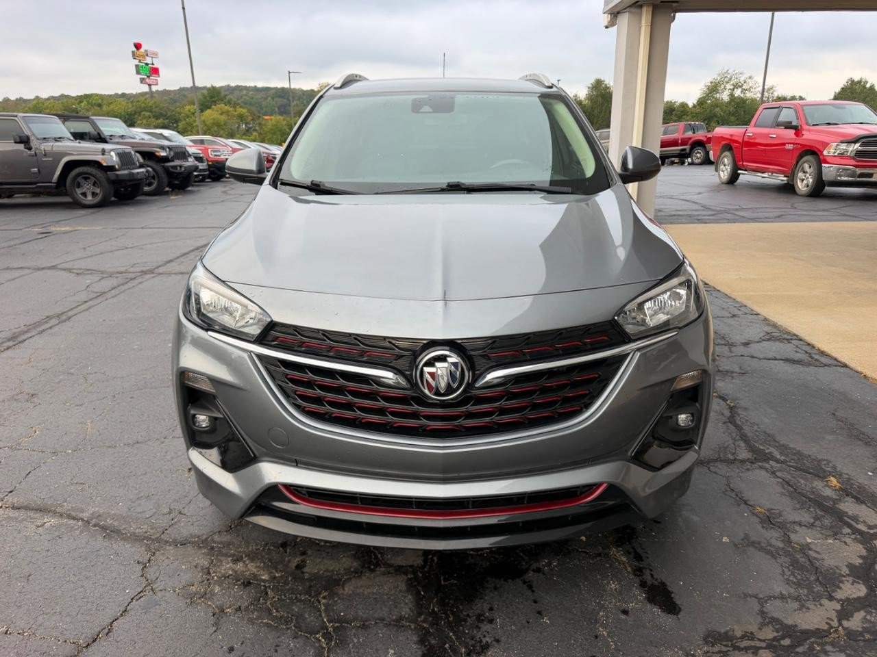 Used 2022 Buick Encore GX Select w/ Sport Touring Package FWD image 8