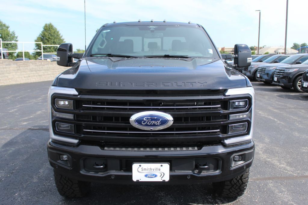 New 2026 Ford F350 Platinum w/ Tremor Off-Road Package AWD/4WD image 8