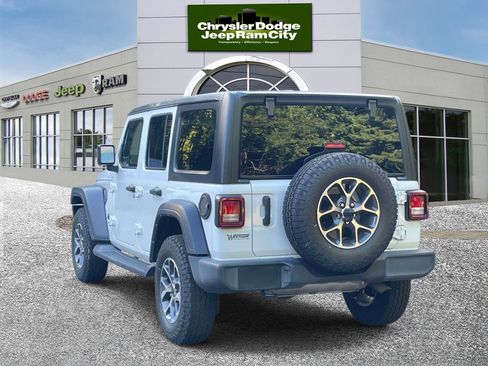 Used 2021 Jeep Wrangler Unlimited Sport AWD/4WD image 7