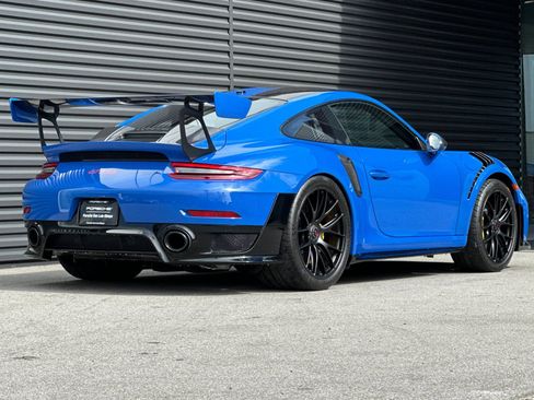 Certified 2019 Porsche 911 GT2 RS RWD image 8