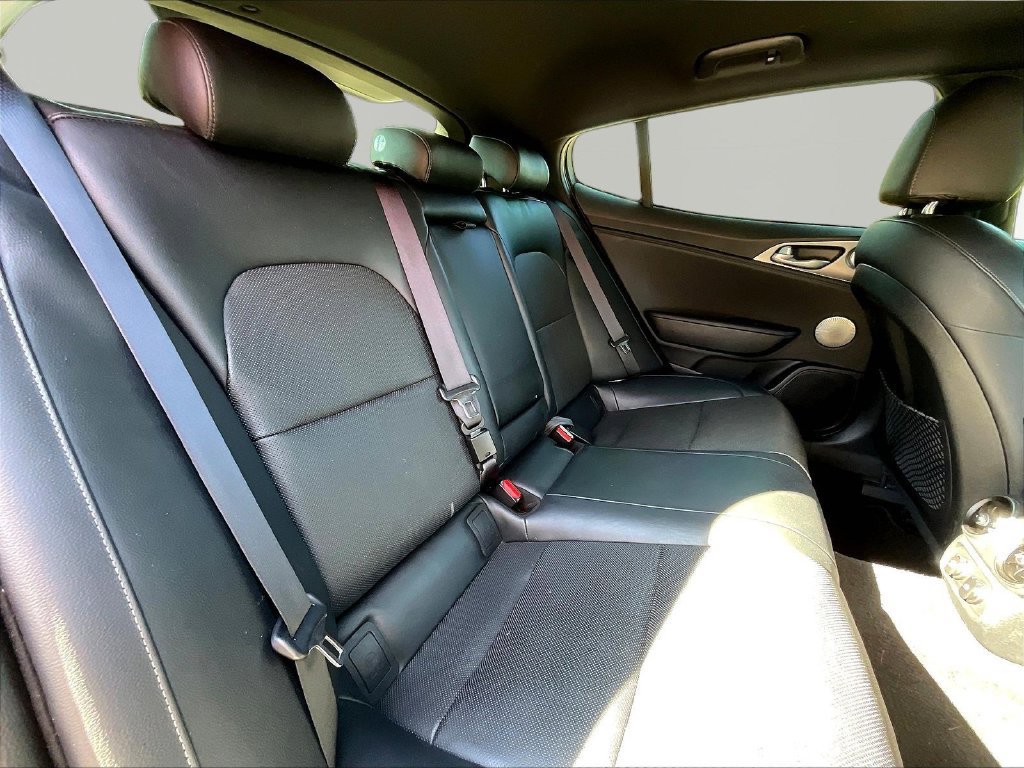 Used 2019 Kia Stinger GT1 RWD image 28