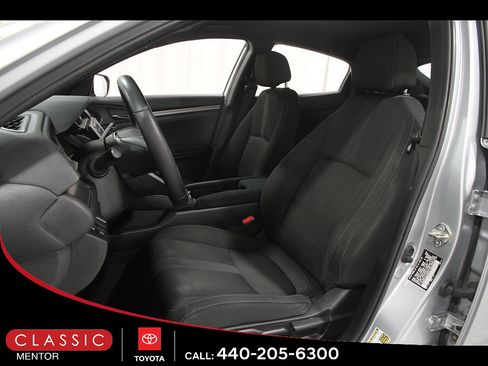 Used 2019 Honda Civic Sport image 5