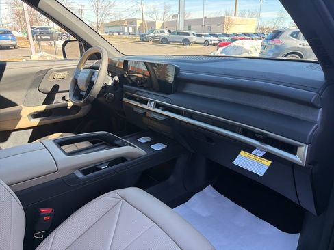 New 2027 Kia Telluride EX image 13