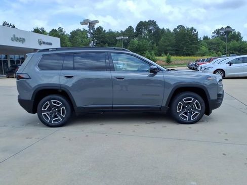 New 2026 Jeep Cherokee Limited AWD/4WD image 2