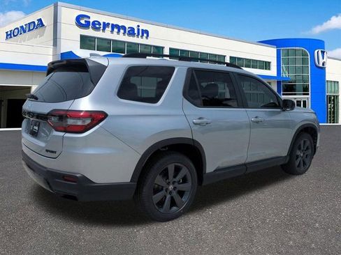 New 2026 Honda Pilot Sport image 3