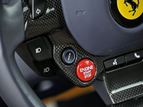 Used 2023 Ferrari 812 GTS RWD image 43