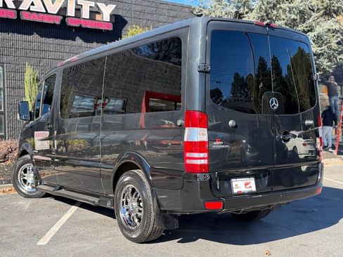 Used 2015 Mercedes-Benz Sprinter 2500 image 20