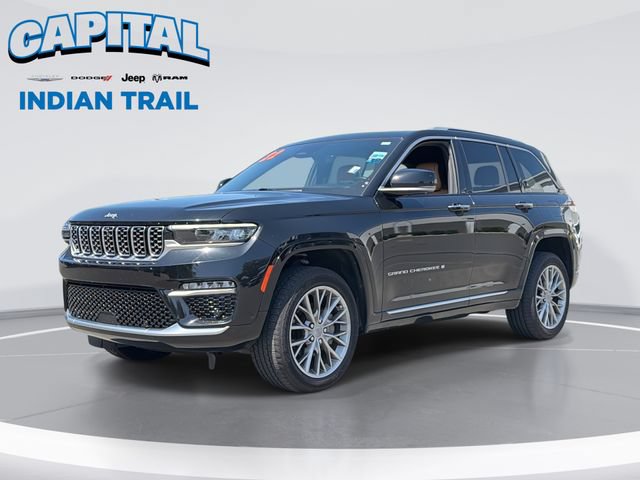 Used 2022 Jeep Grand Cherokee Summit RWD image 1