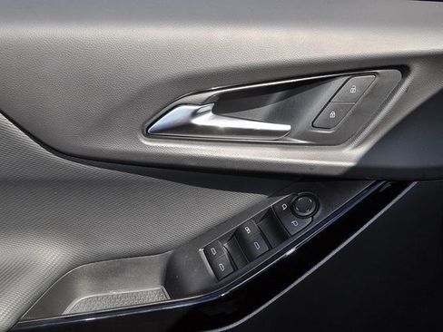 New 2026 Chevrolet Equinox LT image 10