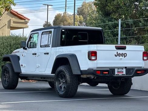 Used 2021 Jeep Gladiator Mojave AWD/4WD image 3