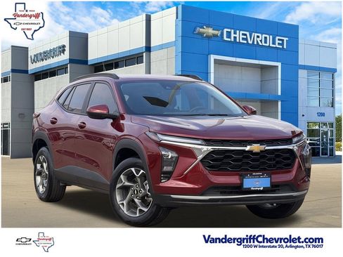 Used 2025 Chevrolet Trax LT w/ LT Convenience Package image 1