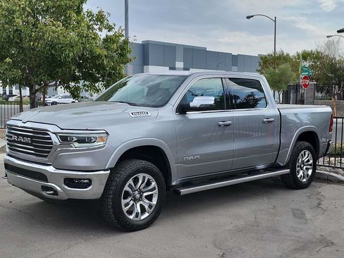 Used 2023 RAM 1500 Limited w/ Off Road Group AWD/4WD image 4