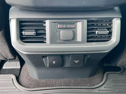 Used 2021 Ford F150 Lariat w/ Equipment Group 502A High AWD/4WD image 39
