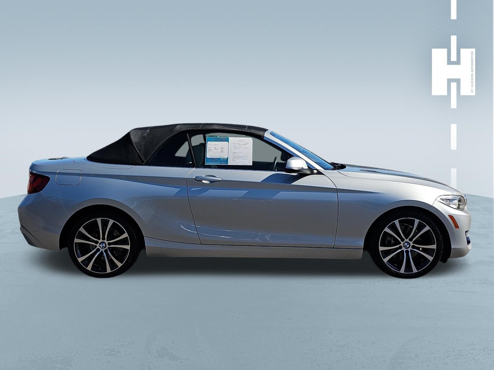 Used 2017 BMW 230i Convertible RWD image 3
