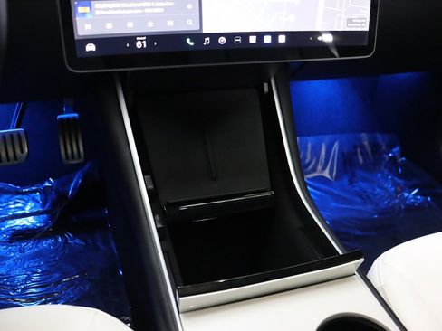 Used 2020 Tesla Model 3 Performance image 30