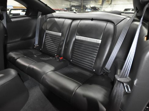 Used 2004 Ford Mustang Mach 1 RWD image 36