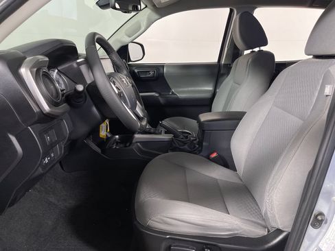 Certified 2020 Toyota Tacoma SR5 RWD image 12