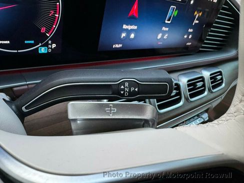 Used 2024 Mercedes-Benz Maybach GLS 600 Maybach GLS 600 4MATIC SUV image 40