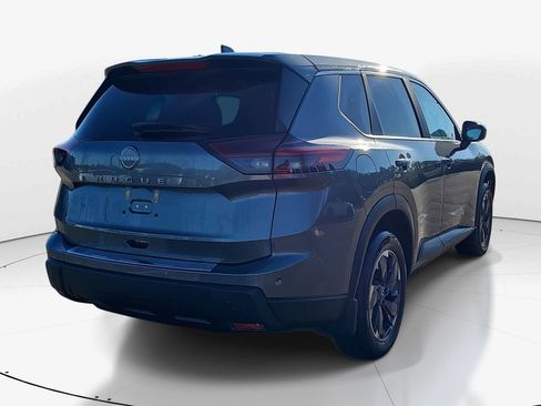 New 2026 Nissan Rogue SV image 5