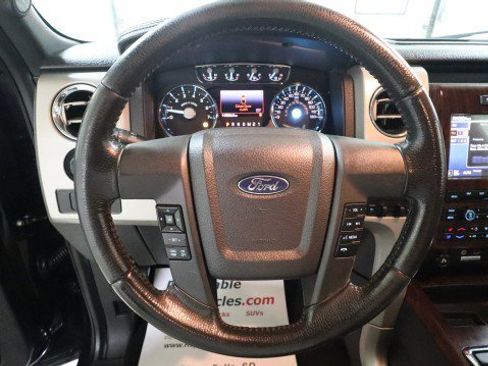 Used 2012 Ford F150 Lariat w/ Lariat Chrome Pkg image 19