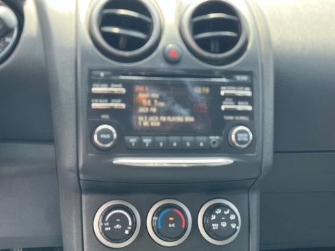 Used 2015 Nissan Rogue S w/ Convenience Package FWD image 11