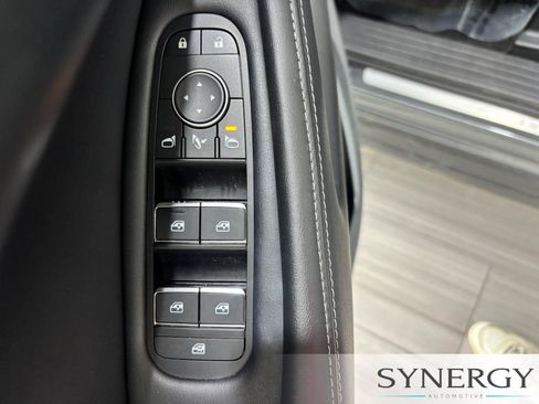 Used 2023 INFINITI QX60 Luxe w/ Cargo Package AWD/4WD image 15