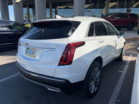 Used 2024 Cadillac XT5 Premium Luxury w/ Technology Package FWD image 5