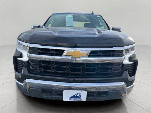 Used 2024 Chevrolet Silverado 1500 LT image 3