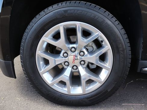 Used 2015 GMC Yukon SLE w/ Convenience Package image 41