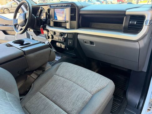 Used 2023 Ford F250 XL w/ 360-Degree Camera Package image 18