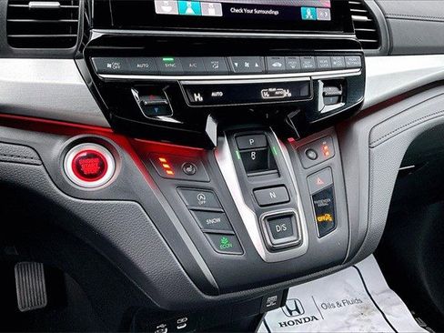 Certified 2025 Honda Odyssey Sport-L image 14