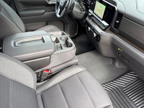 Used 2023 GMC Sierra 1500 Elevation image 19
