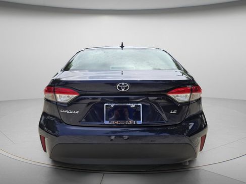 Used 2025 Toyota Corolla LE FWD image 6
