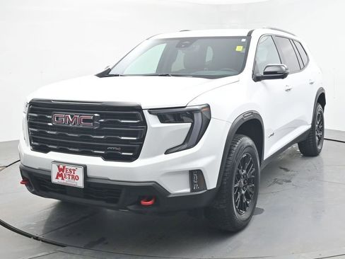 Used 2024 GMC Acadia AT4 w/ Luxury Package image 2