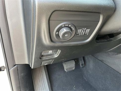 Used 2023 Jeep Grand Cherokee L Overland image 19