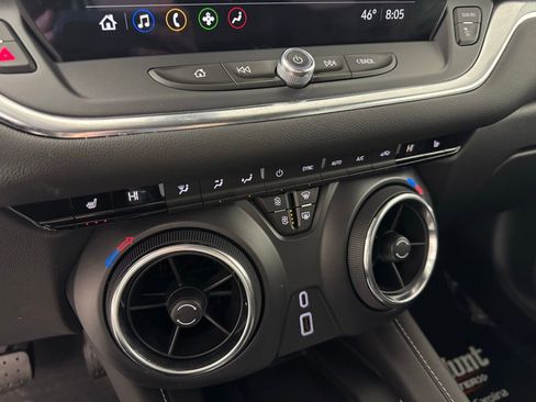 Used 2024 Chevrolet Blazer LT w/ Convenience Package image 18