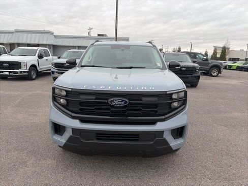 New 2026 Ford Expedition Max Active image 9