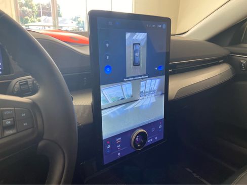 Used 2023 Ford Mustang Mach-E Select image 32