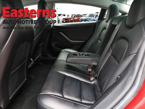 Used 2019 Tesla Model 3 Standard Range RWD image 19