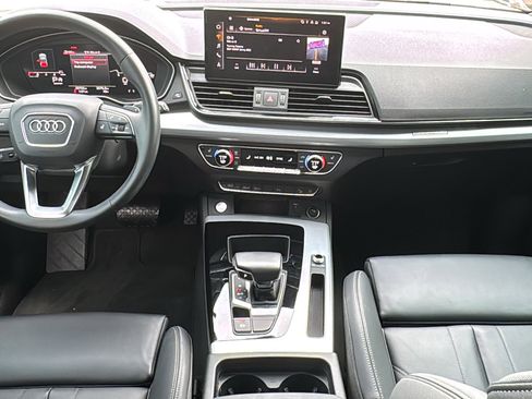 Certified 2024 Audi Q5 2.0T Premium image 17