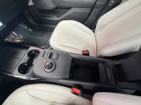 Used 2022 Ford Mustang Mach-E Premium RWD image 19